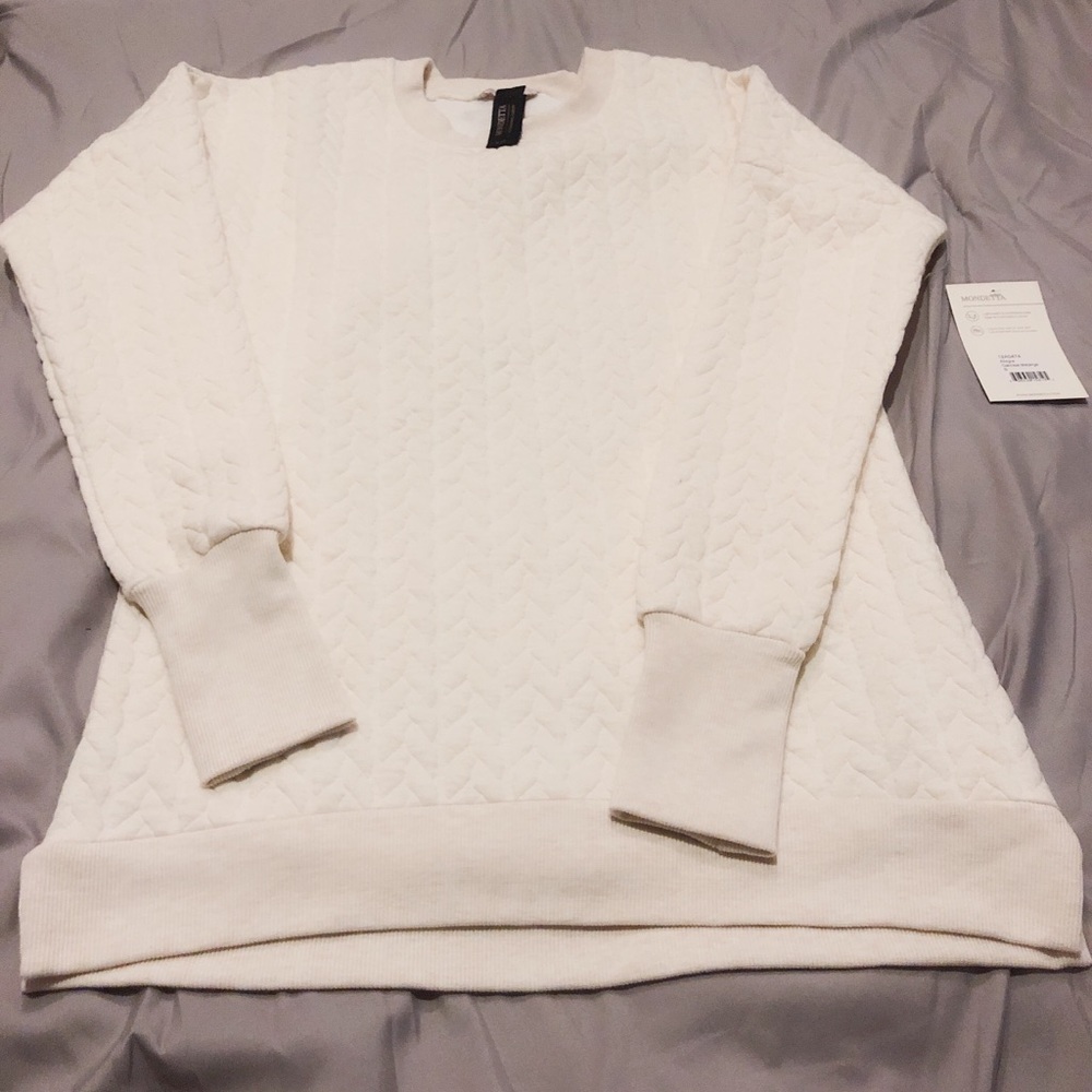 Sweatshirt